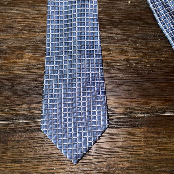 Blue Ralph Lauren Silk Tie - Picture 2 of 5